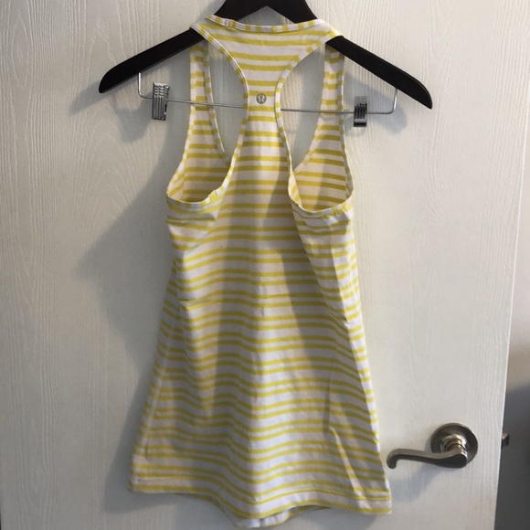 Lululemon cool racer back tank size 6 - Picture 4 of 4